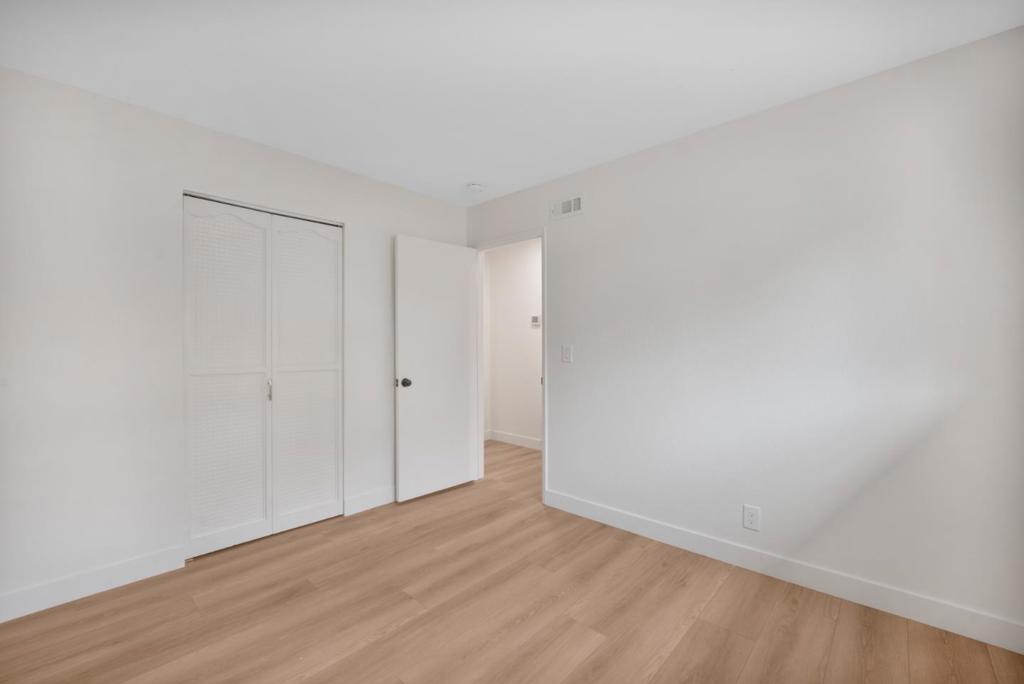 405 Arabian Street Property Photo 19