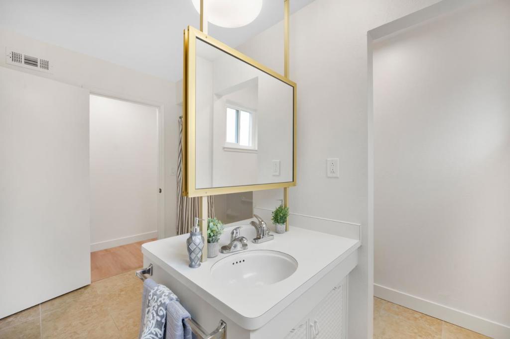 405 Arabian Street Property Photo 21
