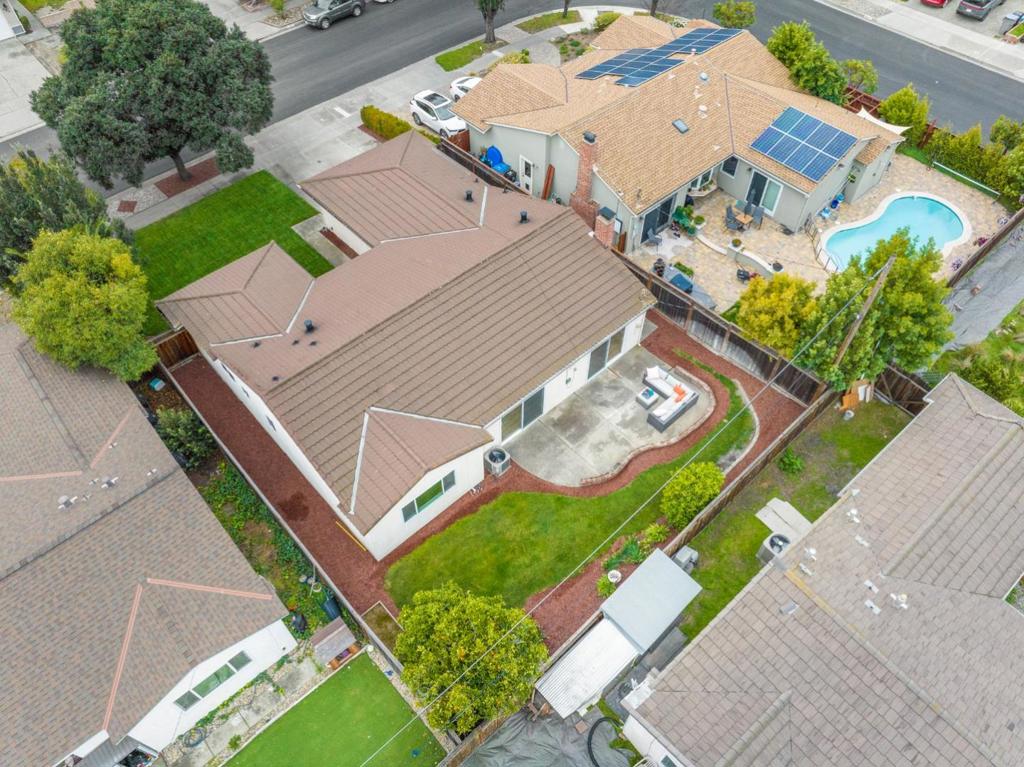 405 Arabian Street Property Photo 27