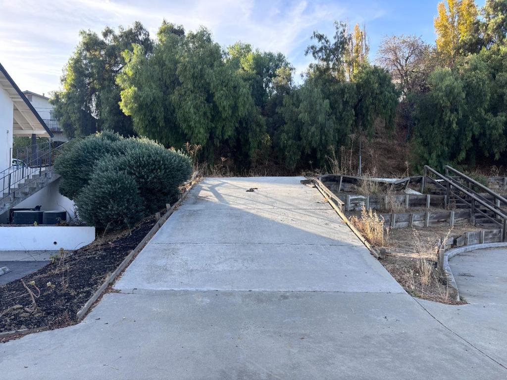 190 San Benito Street Property Photo 6