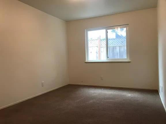 116 2nd Street Property Photo 6