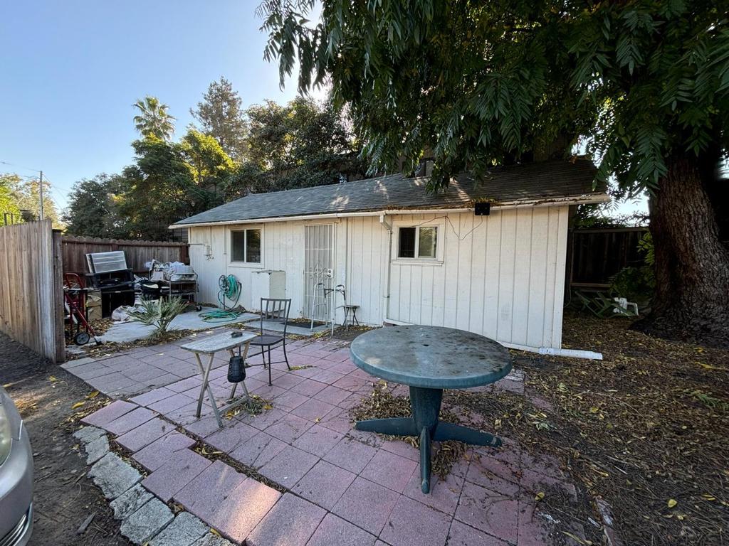 529 Page Street Property Photo 11
