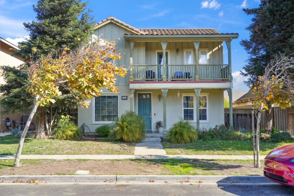 12 Huerta Street Property Photo