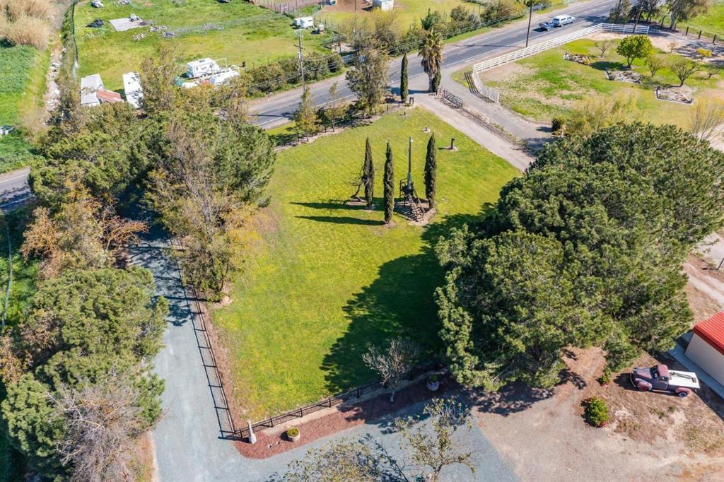 4100 Gateway Road Property Photo 14
