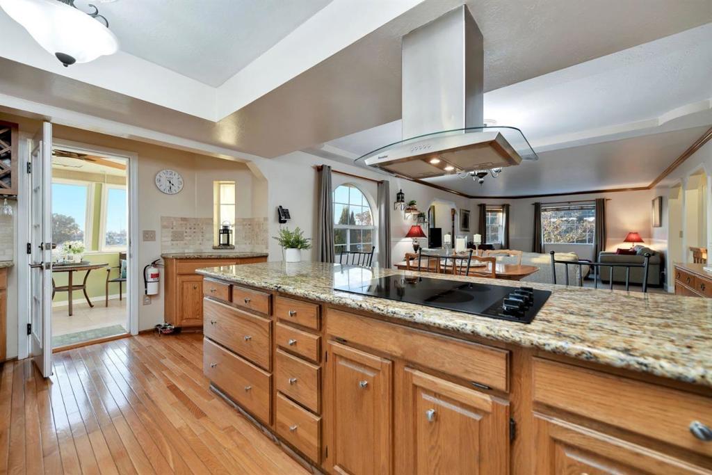 4100 Gateway Road Property Photo 24