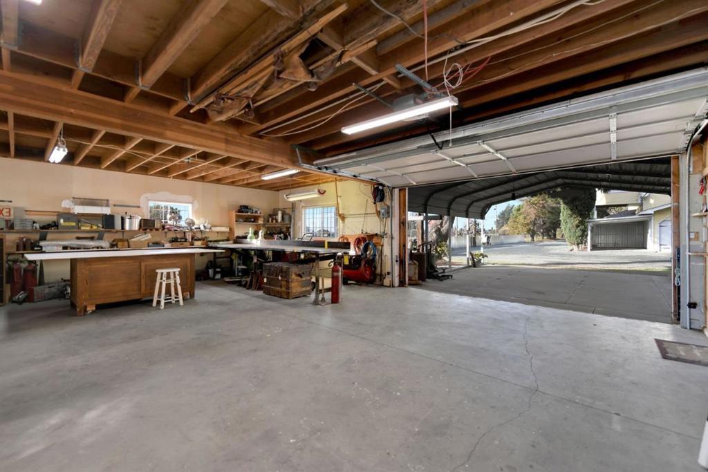 4100 Gateway Road Property Photo 36