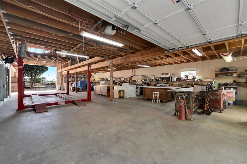 4100 Gateway Road Property Photo 37