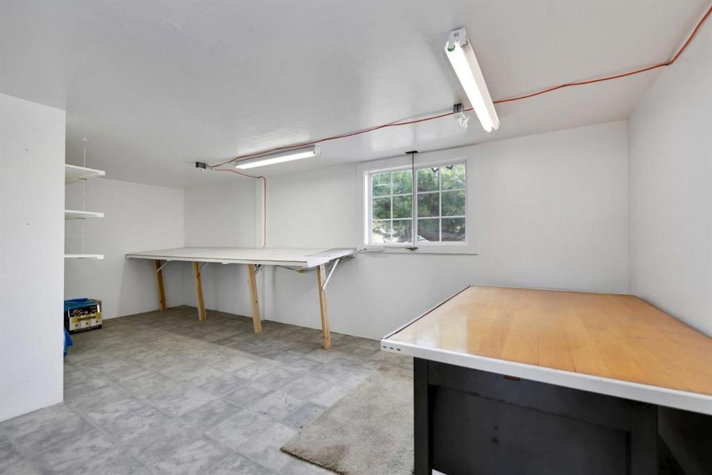 4100 Gateway Road Property Photo 44