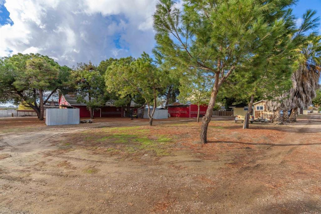 4100 Gateway Road Property Photo 48
