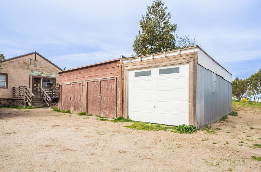 463 Eckhart Road Property Photo 16