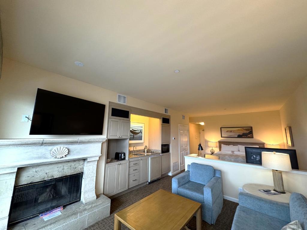 4100 Cabrillo Highway 105 Property Photo 5