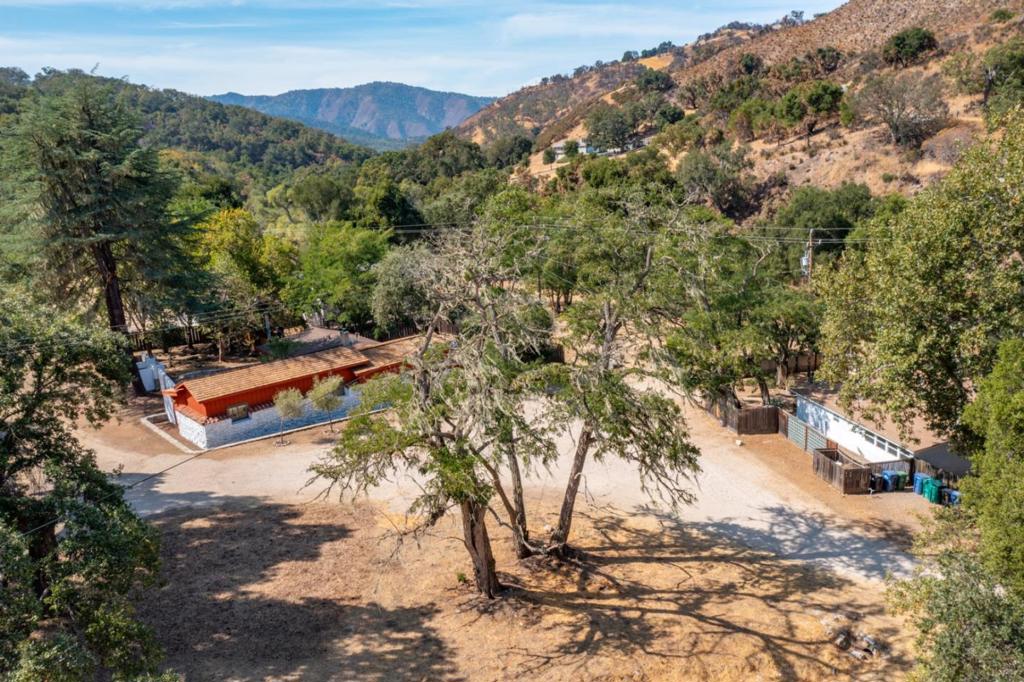 20500 Cachagua Road Property Photo 1