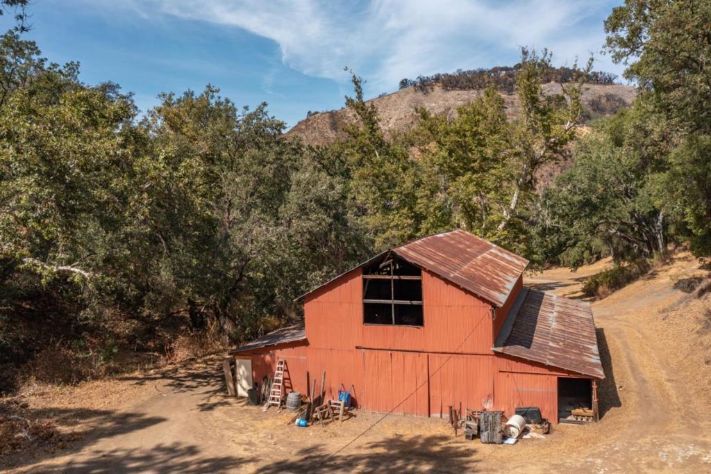 20500 Cachagua Road Property Photo 16