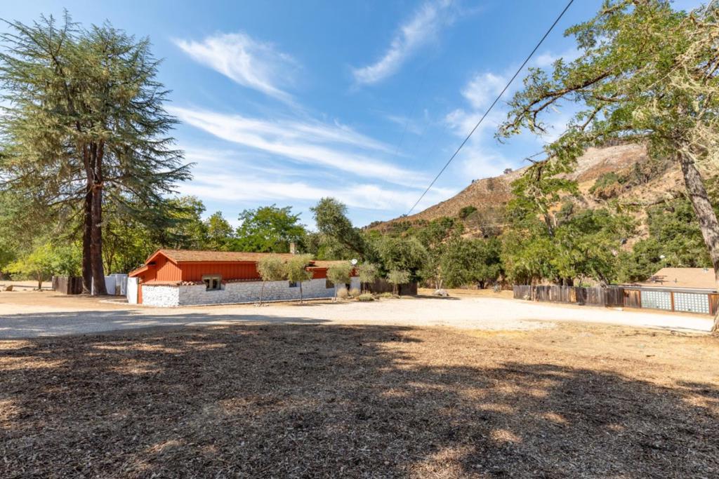 20500 Cachagua Road Property Photo 20