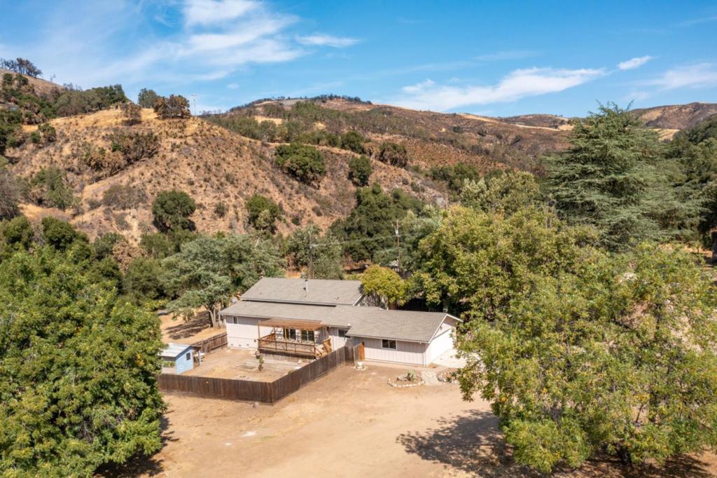 20500 Cachagua Road Property Photo 22