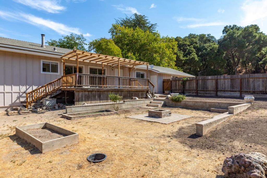 20500 Cachagua Road Property Photo 37