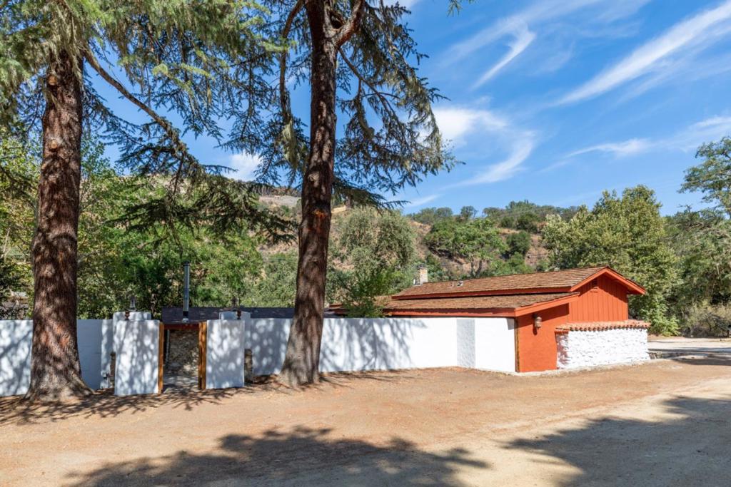 20500 Cachagua Road Property Photo 63
