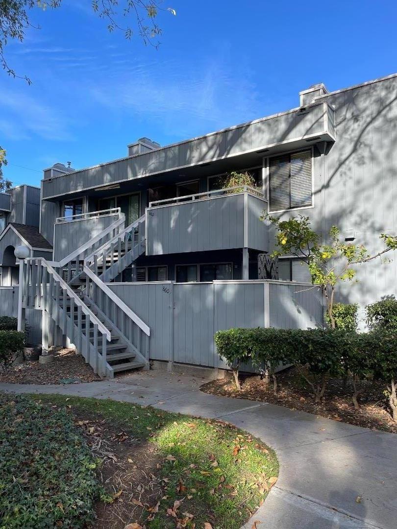 862 La Barbera Drive Property Photo