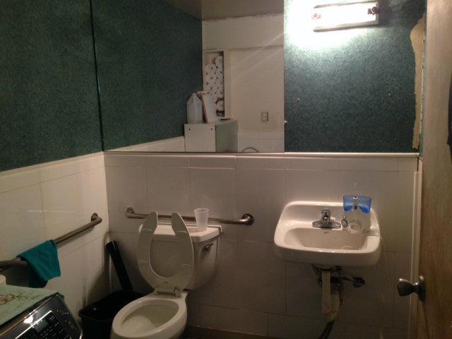 21087 Cabot Boulevard 7 Property Photo 18