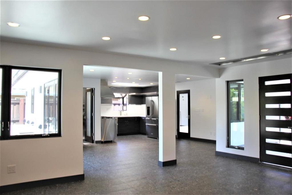 1141 Saratoga Avenue Property Photo 5