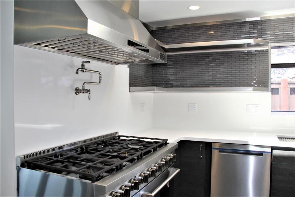 1141 Saratoga Avenue Property Photo 8