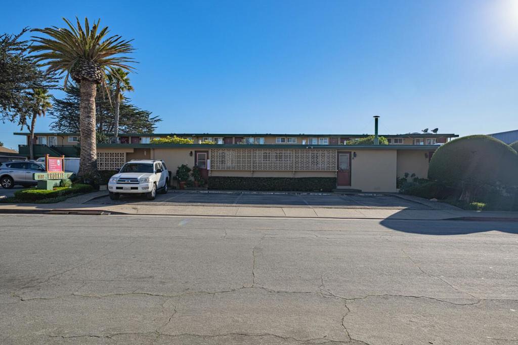 11321136 Phoenix Avenue Property Photo 3