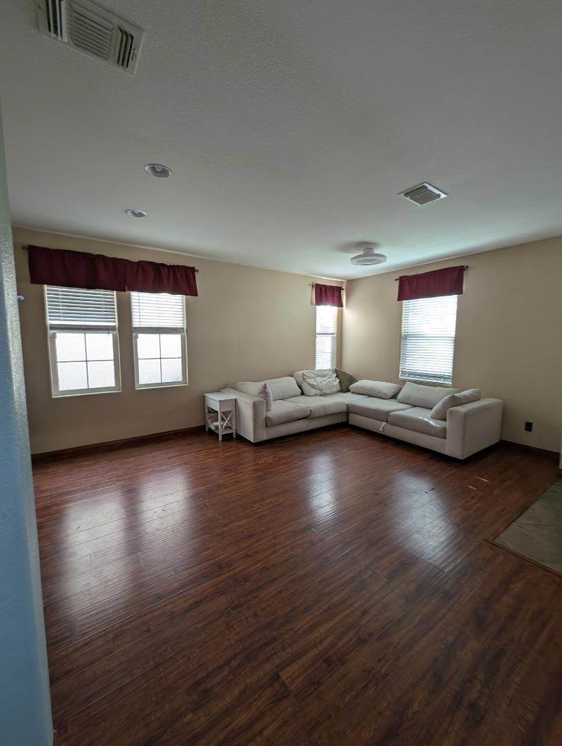 4972 Madamin Way Property Photo 11