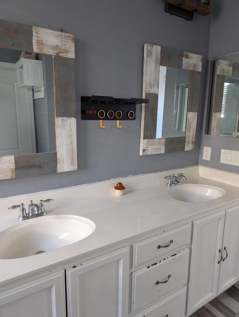 4972 Madamin Way Property Photo 15