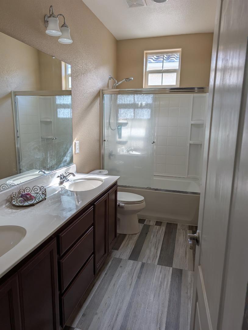 4972 Madamin Way Property Photo 18