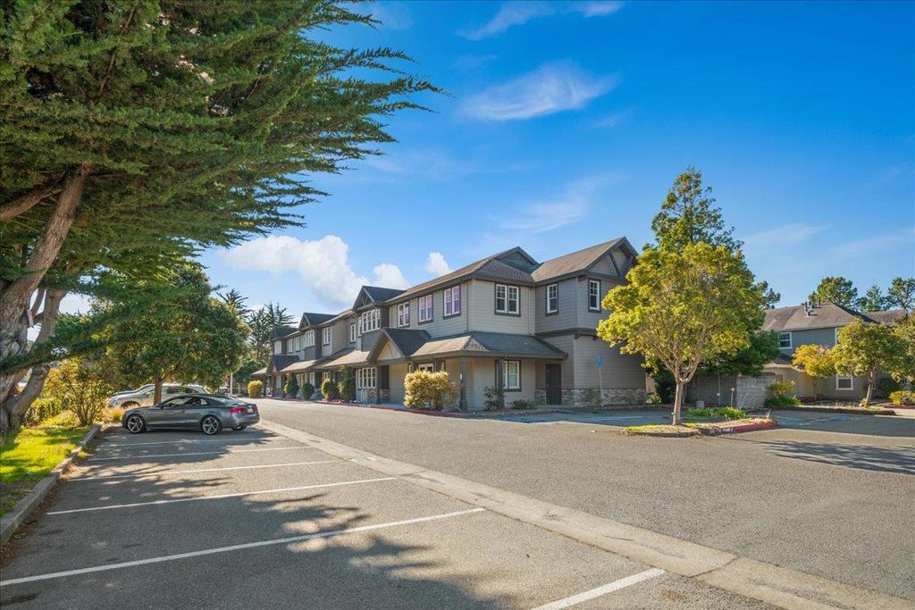 2450 Cabrillo Highway Property Photo 10