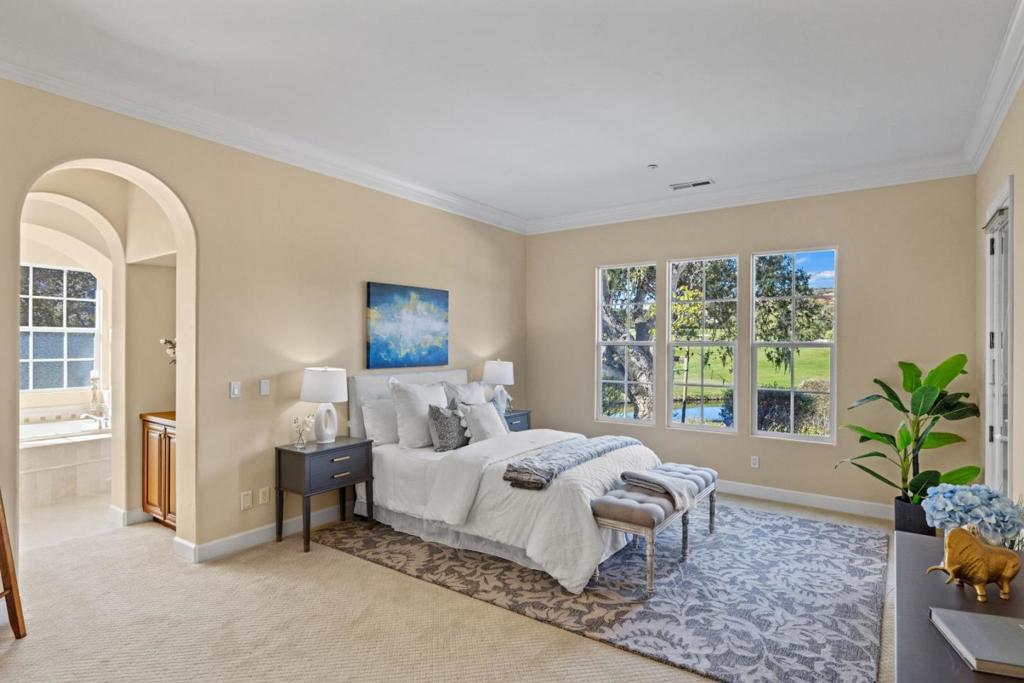 102 Mirasol Court Property Photo 14