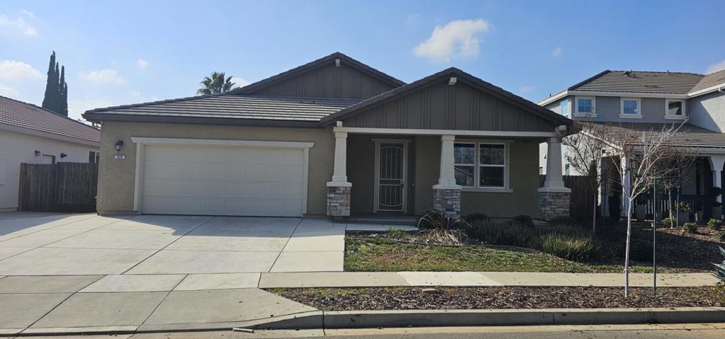 529 Ashwood Lane Property Photo
