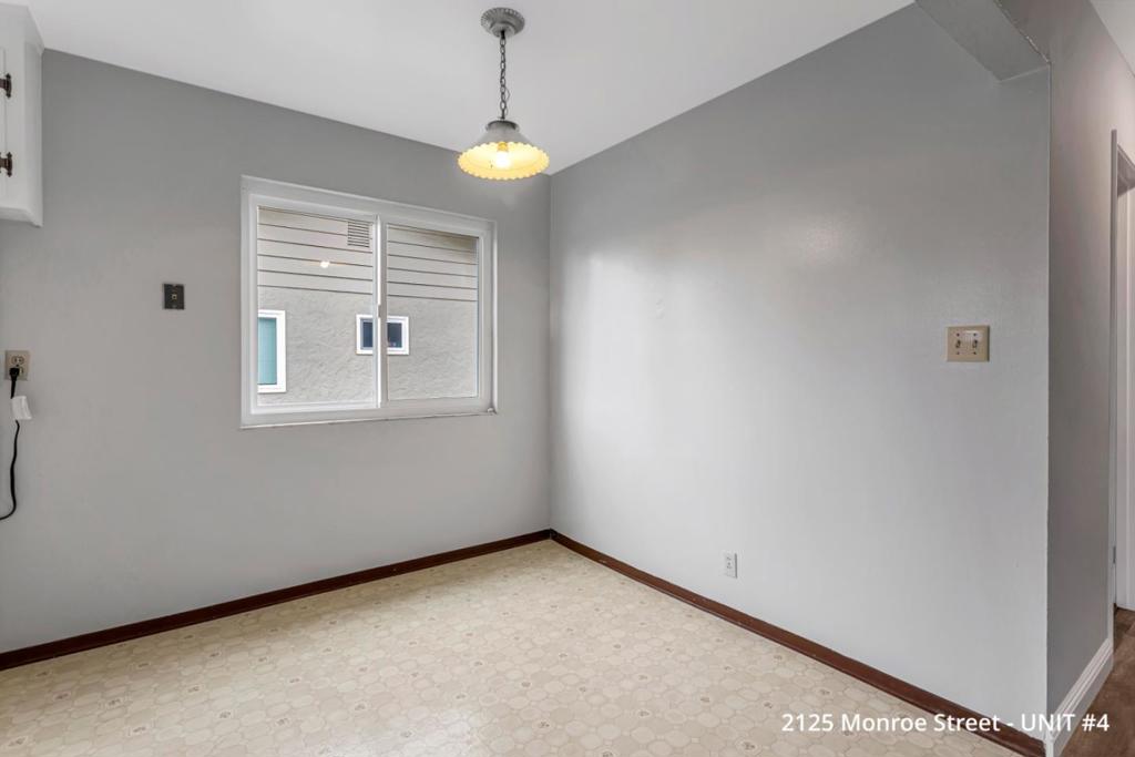 2125 Monroe Street Property Photo 12