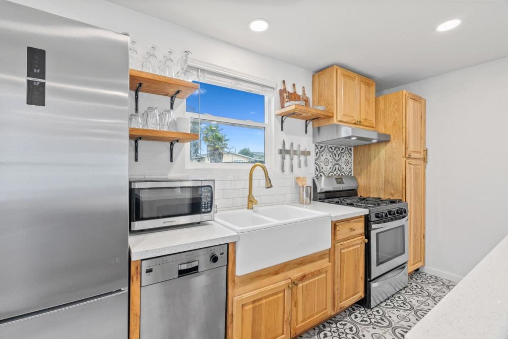 1181 Sonoma Ave Property Photo 4