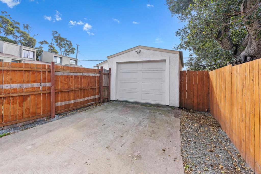 1181 Sonoma Ave Property Photo 20