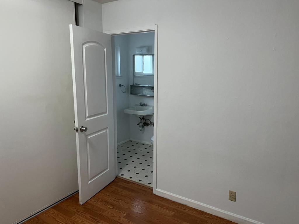 431 E Saint John Street Property Photo 14