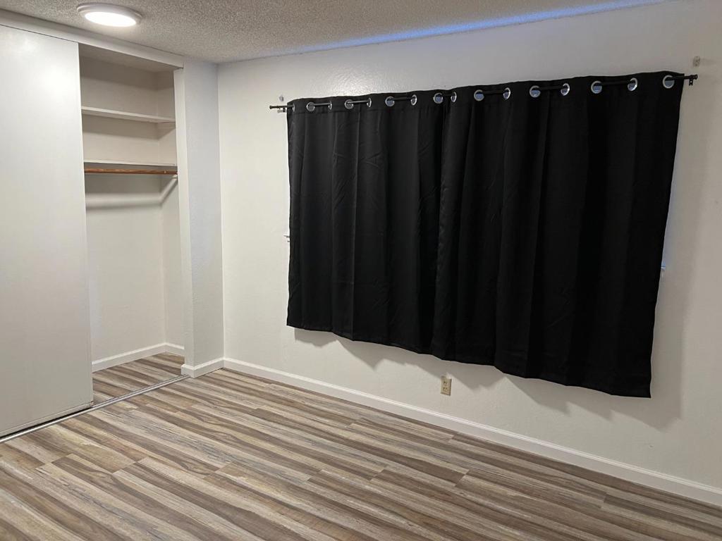 431 E Saint John Street Property Photo 20