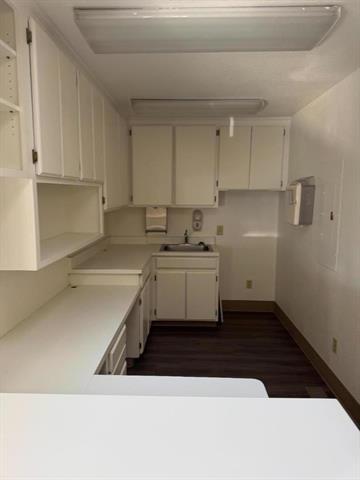 901 Sunset Drive 1 Property Photo 8