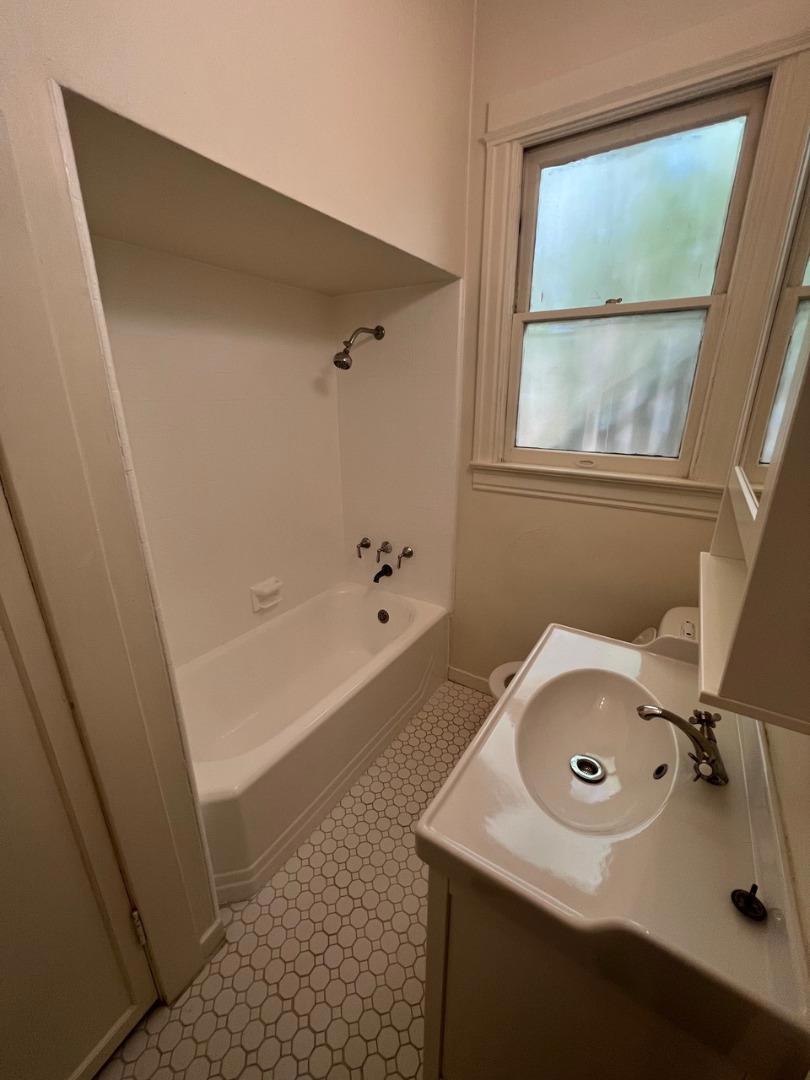 392 View Street Property Photo 28