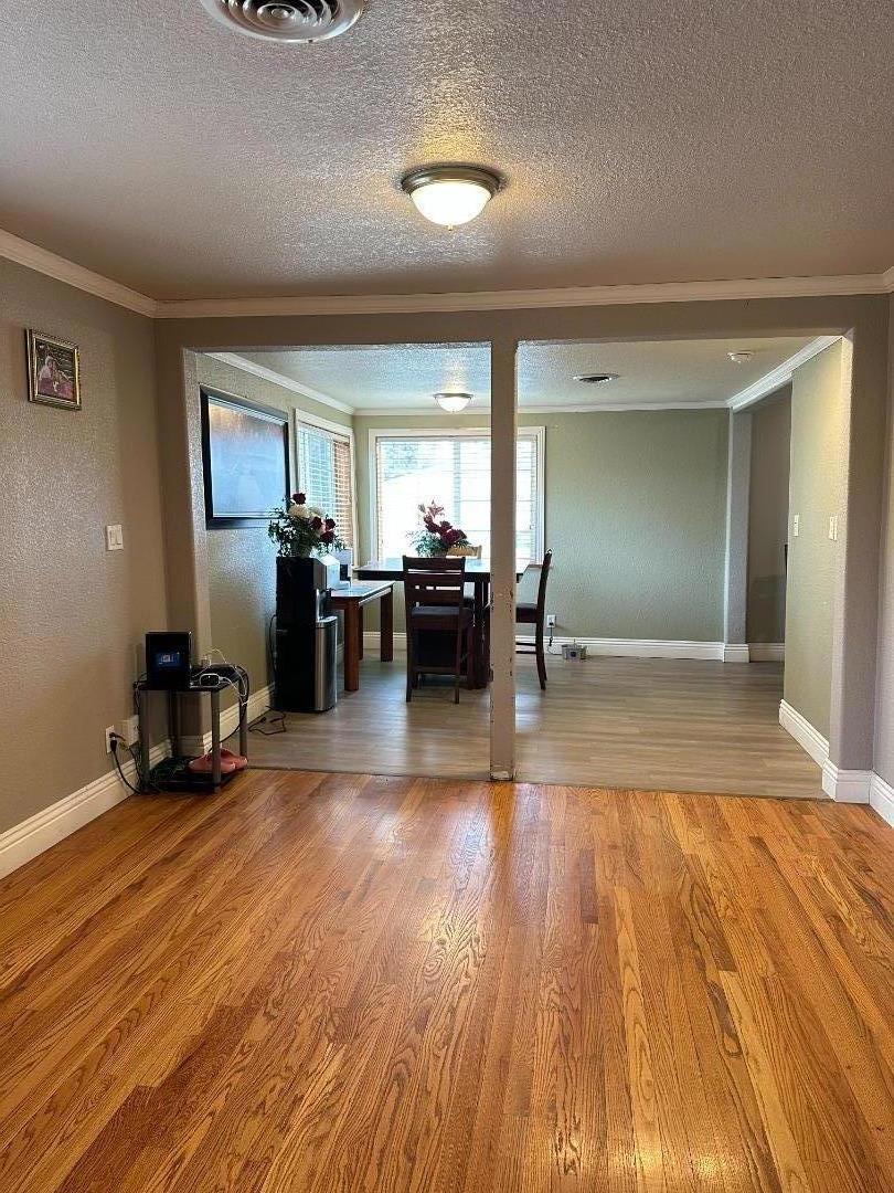 1230 Berg Road Property Photo 3