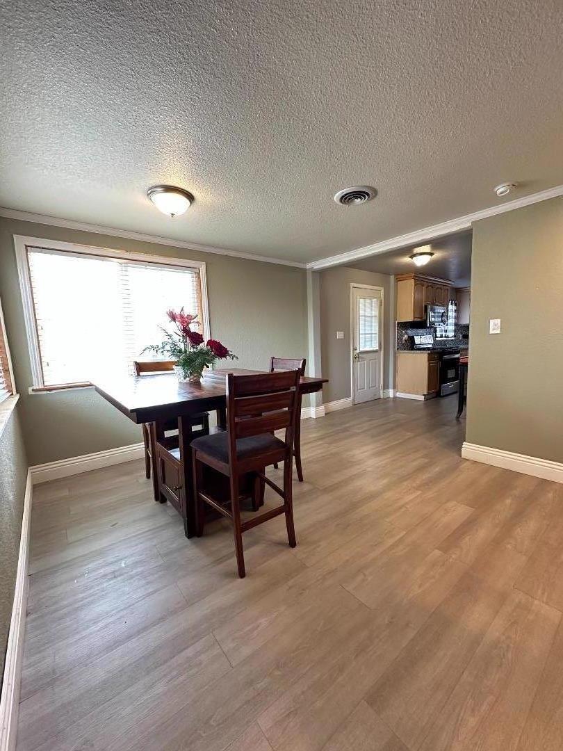 1230 Berg Road Property Photo 4