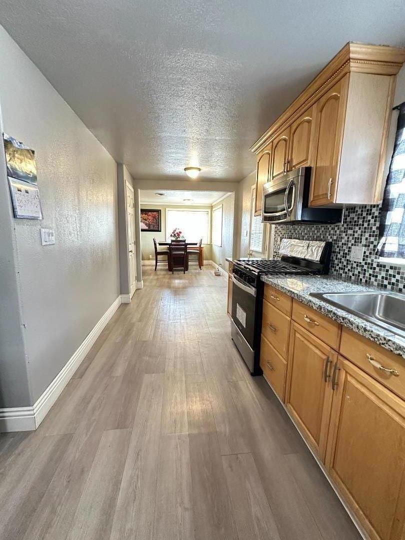 1230 Berg Road Property Photo 9