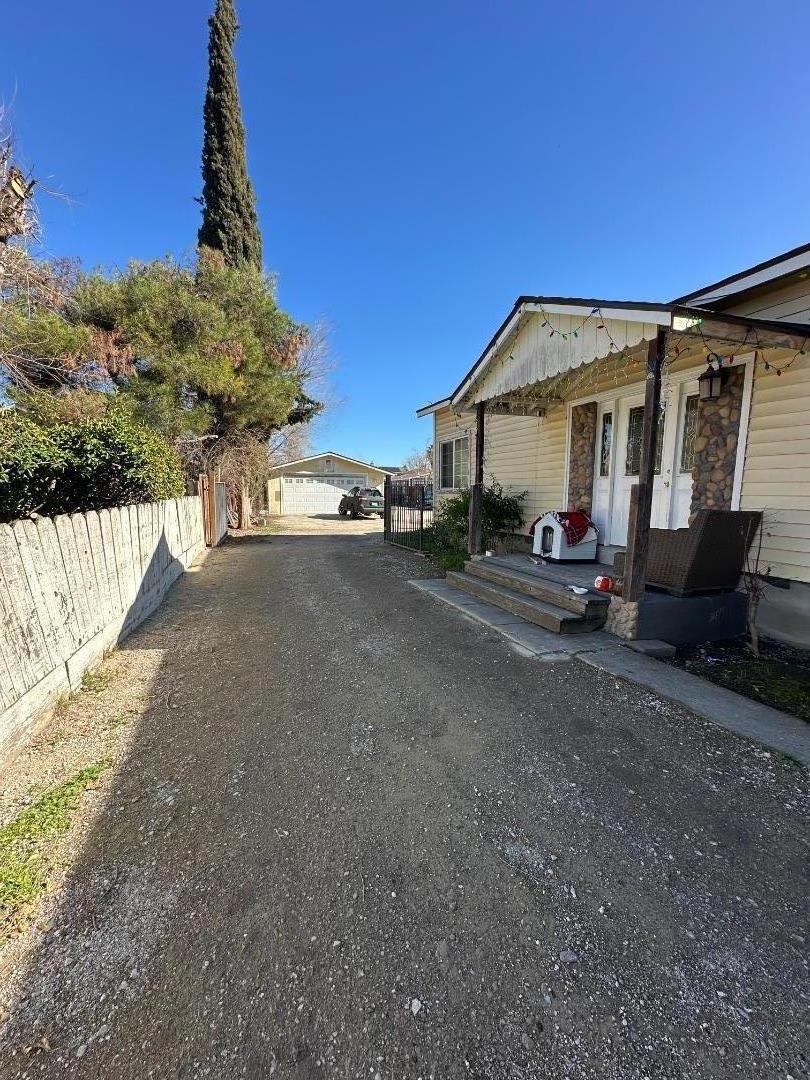 1230 Berg Road Property Photo 18