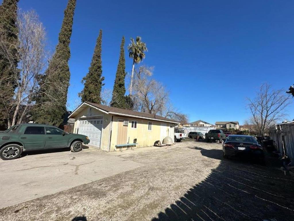 1230 Berg Road Property Photo 23