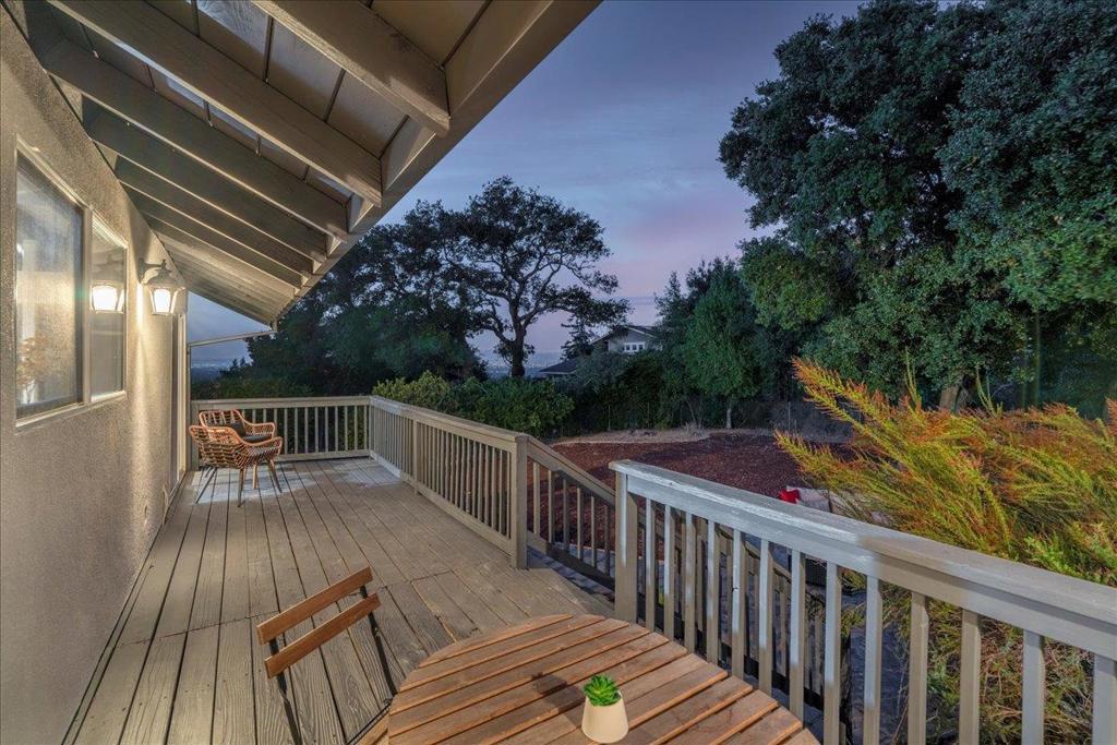 16451 Wood Acres Road Property Photo 6
