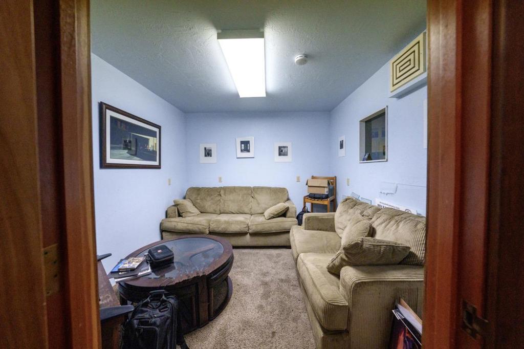 1600 Winchester Boulevard Property Photo 14