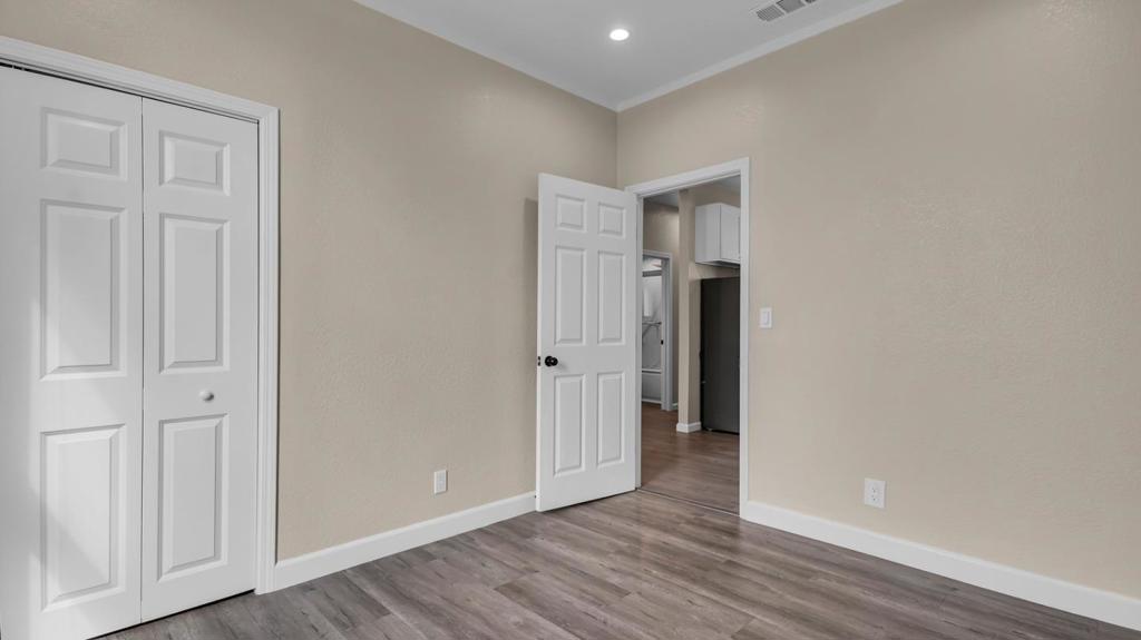 85 Oak Street Property Photo 21