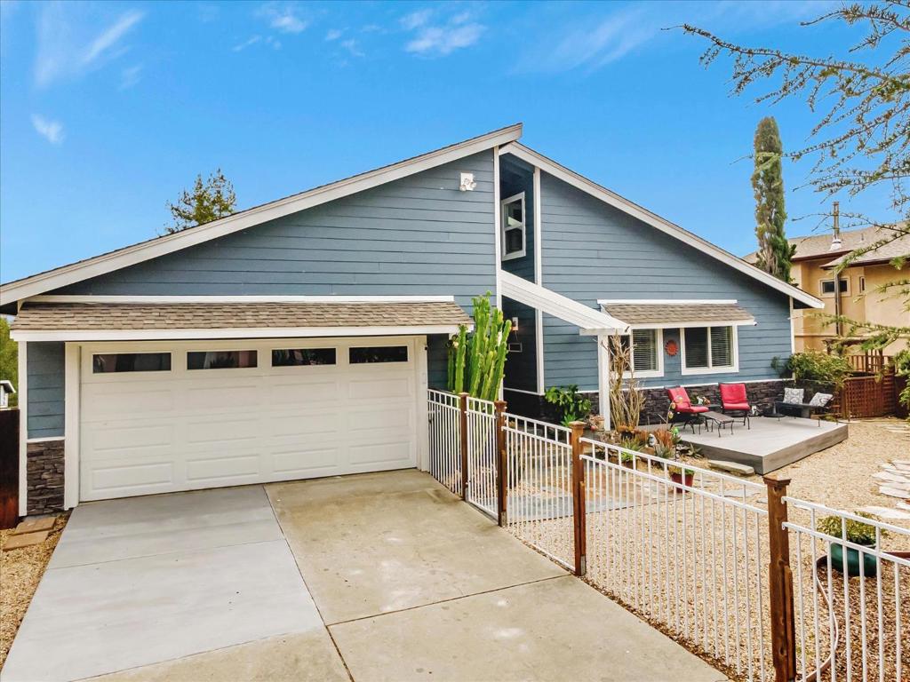 217 Southwood Drive Property Photo