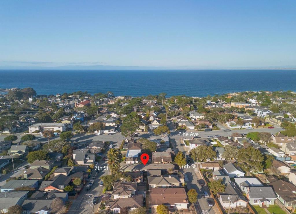 411 7th Street Property Photo