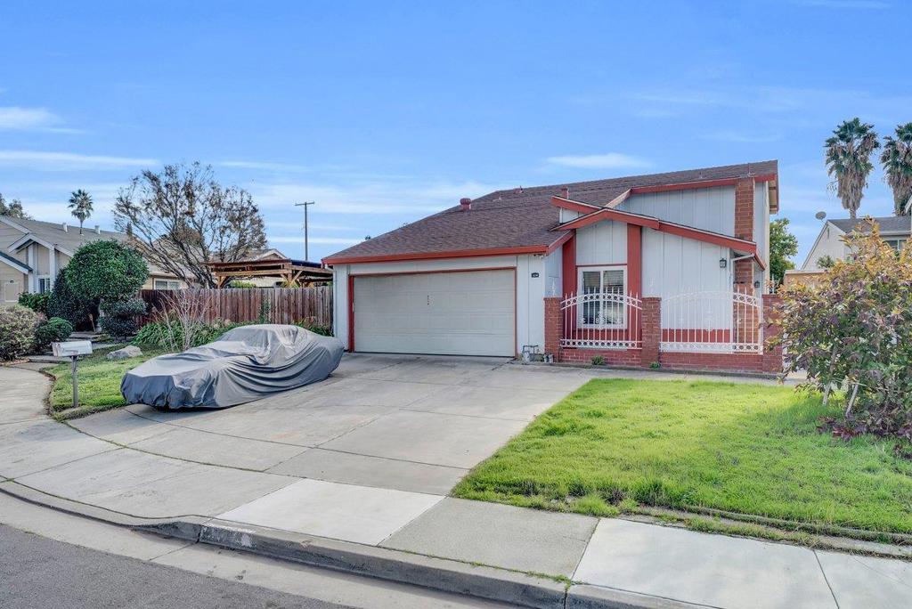 2114 Bennighof Court Property Photo